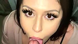 latina teen catalina ossa fucks outdoors