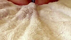 Mala Dvojka's Suggestive Milf Fingering Fetish