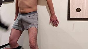 yo, this femdom bitch slaps and punches cock for fun