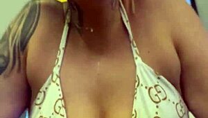 gym blonde pussy drips wet after workout