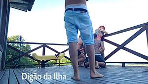 man, suruba on the balcony with this curvy redhead, unreal!