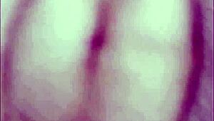 Chupando gostoso a buceta da minha gata com minha língua quente!