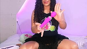 Latina Amateur Tries On New Lingerie And Uses Dildo Toys In Sexy Mexican Haul