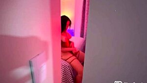 vi minha cunhada de lingerie e não resisti a peguei