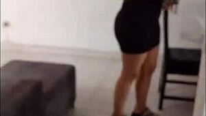 Colombian brunette amateur shows ass for boyfriend