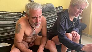 Истинска аматьорска двойка в страстен уебкам секс