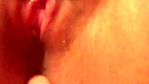 Teen touches her pussy to orgasm nicely