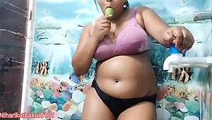 Story of Indian desi girl Anjali Arora with a stunning BIG ASS.