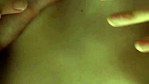 Wow, this perfect ass girl got cum deep in her tight asshole! 😲
