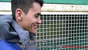 Kamoš, som otvorený vyskúšať gay sex