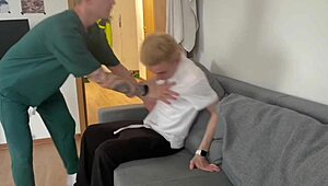 invited a student over, gave him a juicy blowjob, and made him cum! 🍆