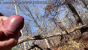 Riskantný biznis s vonkajším výronom a roztrhanými šatami v divokej domácej akcii! 😜