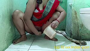 Desi Lady Caught Pissing in Public Toilet on Spy Cam with Indian Couple