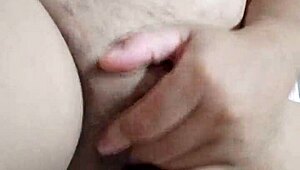 I couldn’t hold back, got so horny and came in under 2 minutes of moaning!