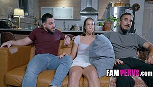 Metiendo dedos a la hermanastra al lado de su hombre - Violet Reign, Peter Green