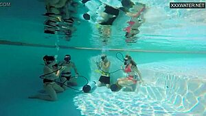 Eva Sasalka Nyemplung ke Seks Grup Liar di Bawah Air Kolam