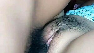 Гореща индийска Деси АлинаБлонд получава здраво чукане