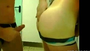 Guy on webcam jerks off and gets blowjob