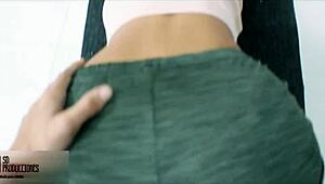 Couldn’t resist my hermanastra, banged her in tight exercise pants.