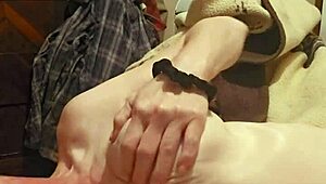 redhead amateur gives oral
