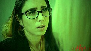 Allherluv com blond nastolatka 18+ kusi surowym palcowaniem sneak peek