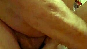 redhead amateur gives oral