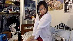 lily's webcam show with undressing and toys