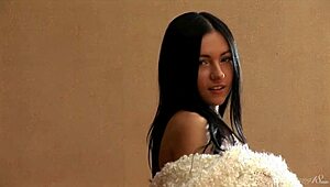 Sasha teases barefoot in cute promo.