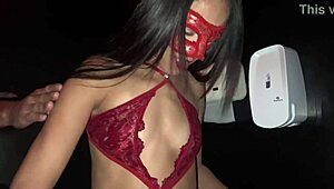 hey, wanna see me take a hot load in my mouth at the swing house?