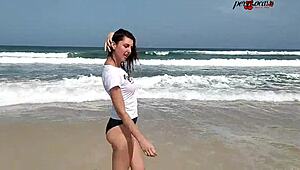 She walked naked on southern beaches after a steamy, satisfying sex session.