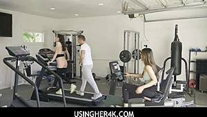 Teman Anak Tiri Gabung Fun Freeuse dengan Anal dan Blowjob - Alexia Anders, Mia Taylor