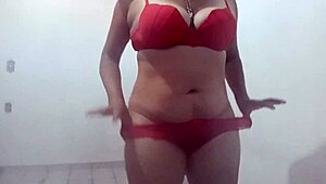 Hot Mature Latina Dancing Seductively