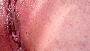 Chubby Anal Toy Destroys Ass in Homemade Masturbation Session!