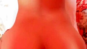 Young Mexican Woman Aspires to Become a Porn Actress in Homemade Scenes