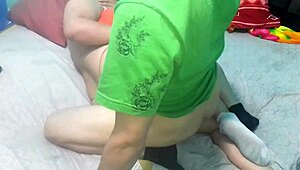 Can you handle me fingering her through panties before side sex?