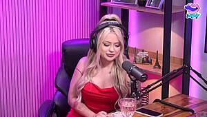 Giselle Berdnarski Left Monique Bertolini So Horny In California