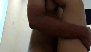 intense oral session and homemade fucking with asian brunette amateurs.