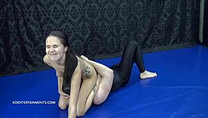 Skinny femdom Alyssa Bounty dominates with facesitting