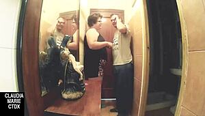 Follando a la gorda hard between walls in amateur action