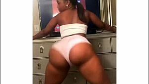 Sexy Phat Ass IG Models Twerk Hard