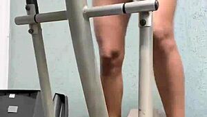 Corajosa Watches Brave Pussy Licking in the Gym