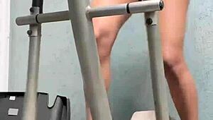 Corajosa Watches Brave Pussy Licking in the Gym
