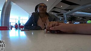 Hermosa Venezolana Convinces Me for a Shot at Porn