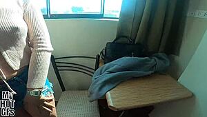 Hermosa Venezolana Convinces Me for a Shot at Porn