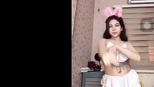 after dancing i crave cock so bad let's fuck now 😈