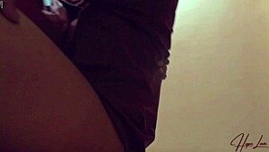 MILF Malaysia Ngewe sama Ipar di Kasur di Sesi Gila.