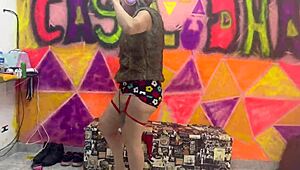 Ela Sentou E Quicou Fundo In Public Outdoor Punk Scene