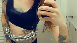 Miniskirt tranny feels horny showing her small cock