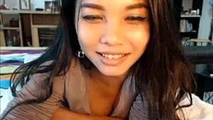 Watching asian eyes on livefilipinacams com