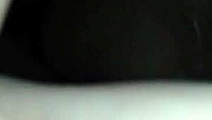 Hey, My Peruvian Girlfriend Is So Greedy And Eager 😏